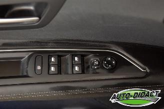 Peugeot 3008 1.2 Allure Open Pano Clima Navi Camera picture 11