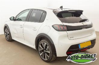 Peugeot 208 1.2 PureTech GT Automaat Pano Navi Camera Clima picture 3