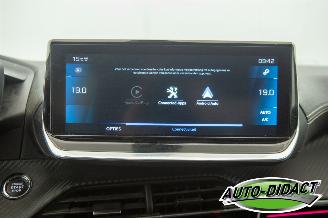 Peugeot 208 1.2 PureTech GT Automaat Pano Navi Camera Clima picture 9