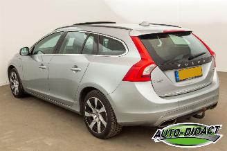 Volvo V-60 2.4 D6 AWD Automaat Elek Dak Navi Camera Plug-In Hybrid Pure Limited picture 3