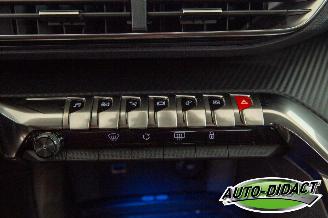 Peugeot 3008 1.2 PureTech Automaat 81.562 km NAP Digi Dash Clima Blue Lease Executive picture 10