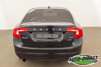 Volvo S-60 1.6 AT Kinetic 58.185 km Navi Clima picture 31