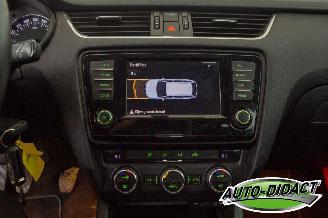 Skoda Octavia 1.6 TDI Clima Navi Ambition picture 9