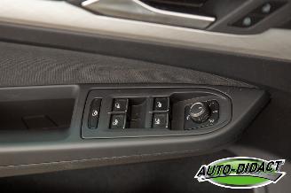 Volkswagen Golf 2.0 TDI Digi Dash Clima 108.576 km Life picture 12