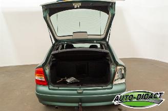 Opel Astra 1.6-16V Club picture 31