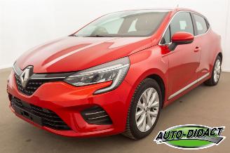 krockskadad bil auto Renault Clio 1.0 TCe 57.384 km Clima Intens 2020/3