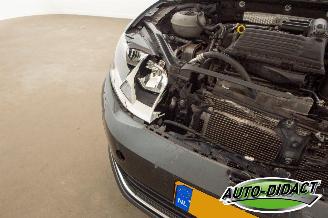 Volkswagen Golf 1.2 TSI Clima Connected Series picture 46