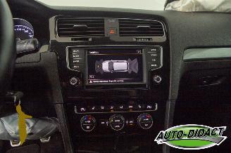 Volkswagen Golf 1.2 TSI Clima Connected Series picture 10