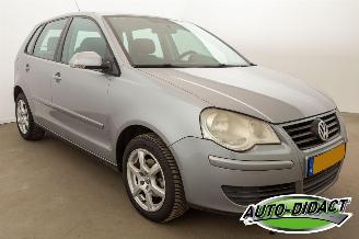 Volkswagen Polo 1.4-16V Automaat Airco Optive picture 2