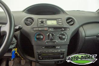 Toyota Yaris 1.0 VVT-i Idols picture 10