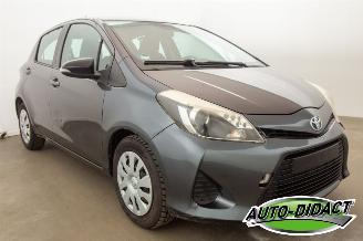 Toyota Yaris 1.5 Hybride Automaat Navi Camera Clima Comfort picture 2