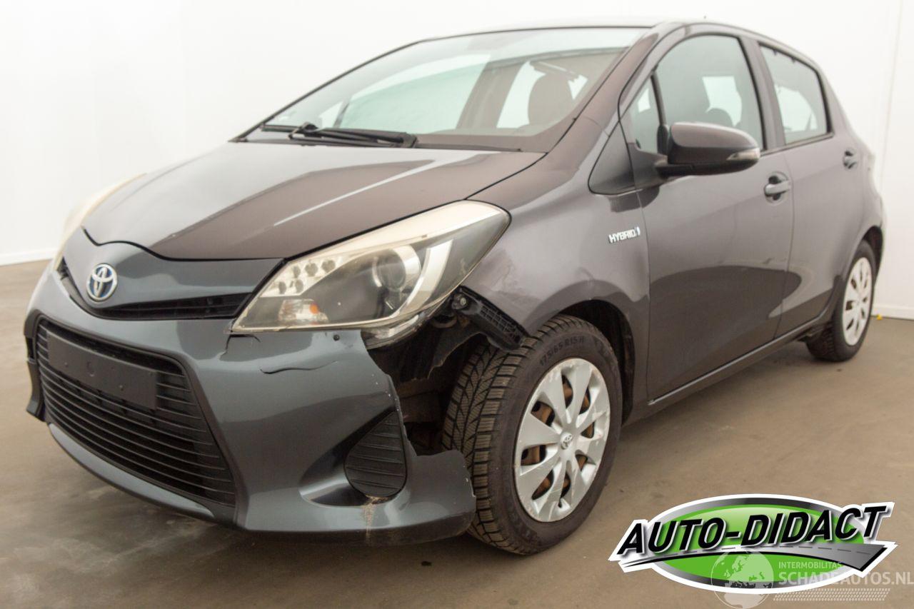 Toyota Yaris 1.5 Hybride Automaat Navi Camera Clima Comfort
