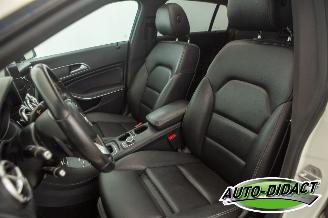 Mercedes Cla-klasse 180 Shooting Brake Automaat Pano Leder Navi picture 25