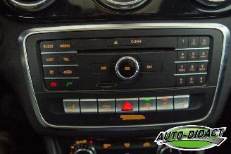 Mercedes Cla-klasse 180 Shooting Brake Automaat Pano Leder Navi picture 8