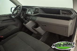 Volkswagen Transporter 2.0 TDI 66kw Motorschade picture 15