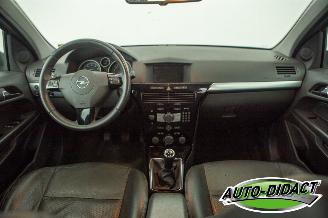 Opel Astra 1.6 Cosmo Navi Stoelverwarming Leder picture 23