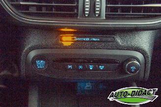 Ford Focus 1.0 EcoBoost Hybrid Automaat 29.741 km NAP NaviTitanium picture 11