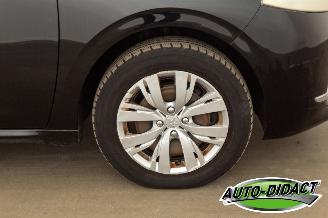 Peugeot 208 1.2 VTi Clima Navi Envy picture 28