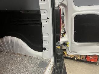 Opel Combo Combo-E 136 L1 50kWh 47.421 km NAP picture 31