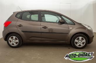 Kia Venga 1.4 CVVT Clima Navi Plus Pack picture 36