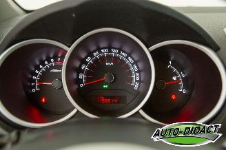 Kia Venga 1.4 CVVT Clima Navi Plus Pack picture 6