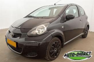 Schadeauto Toyota Aygo 1.0-12V Airco 118.577 km Access 2009/4