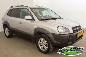 Hyundai Tucson 2.0i 4WD Clima Style picture 2