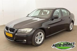 krockskadad bil auto BMW 3-serie 318i Navi Clima 1e eig Business Line 2009/9