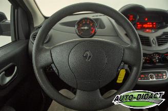 Renault Twingo 1.2-16V Airco Dynamique picture 5
