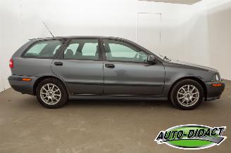 Volvo V-40 1.8 Airco picture 32