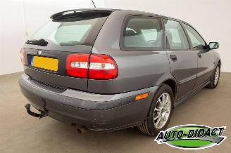 Volvo V-40 1.8 Airco picture 4