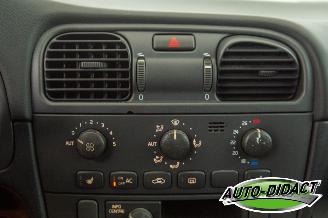 Volvo V-40 1.8 Airco picture 7