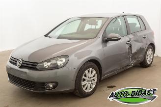 Unfallwagen Volkswagen Golf 1.2 TSI 77kw Navi Clima Trendline 2012/9