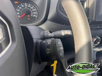 Renault Master T35 2.3 dCi Airco 135 L2H2 Work Edition picture 16