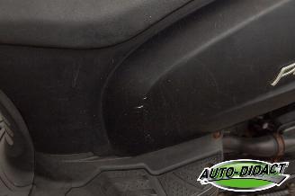 Sym Fiddle II 18.767 km picture 9