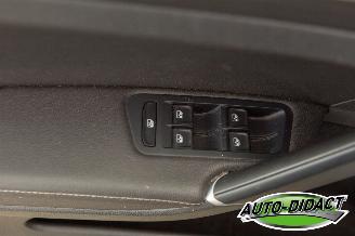 Volkswagen e-Golf 36 kWh Automaat Leder Clima picture 12