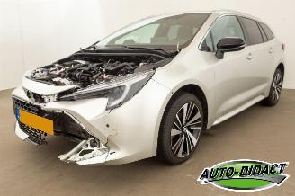 uszkodzony samochody osobowe Toyota Corolla Touring Sports Hybrid 140 Dynamic Automaat 22.159 km 2025/6
