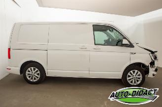Volkswagen Transporter 2.0 TDI L1H1 Airco picture 33