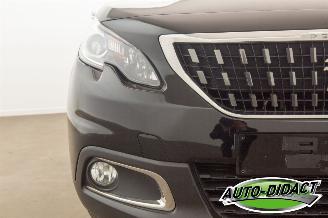 Peugeot 2008 1.2 Access Clima Navi picture 34