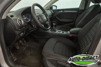 Audi A3 1.6 TDI Clima Navi Attraction picture 28