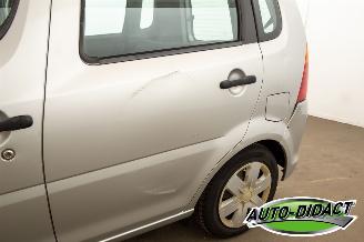 Daihatsu Young-rv 1.3-16V XTI Automaat picture 26