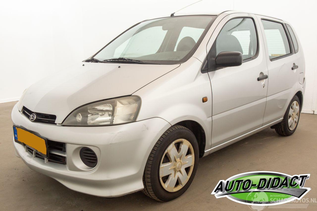 Daihatsu Young-rv 1.3-16V XTI Automaat