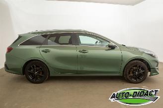 Kia Ceed 1.5 T-GDi Automaat Motorschade MHEV DynamicPlusLine picture 39