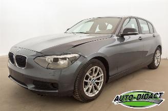 krockskadad bil auto BMW 1-serie 116d Navi Airco Efficient Dynamics Edition 2013/8