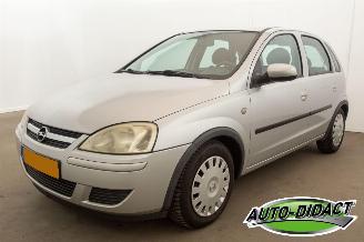 skadebil auto Opel Corsa 1.2-16V Enjoy Airco 2004/5