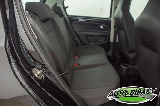 Volkswagen Up! 1.0 BMT move up! Airco picture 18