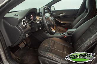 Mercedes Cla-klasse 200d Automaat Navi Airco Shooting Brake picture 27