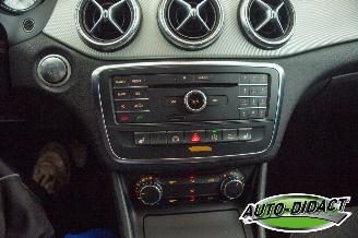 Mercedes Cla-klasse 200d Automaat Navi Airco Shooting Brake picture 11