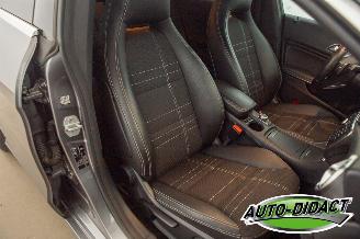 Mercedes Cla-klasse 200d Automaat Navi Airco Shooting Brake picture 23