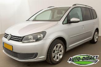 Schadeauto Volkswagen Touran 1.4 TSI Automaat Clima 7p. Comfortline 2010/11